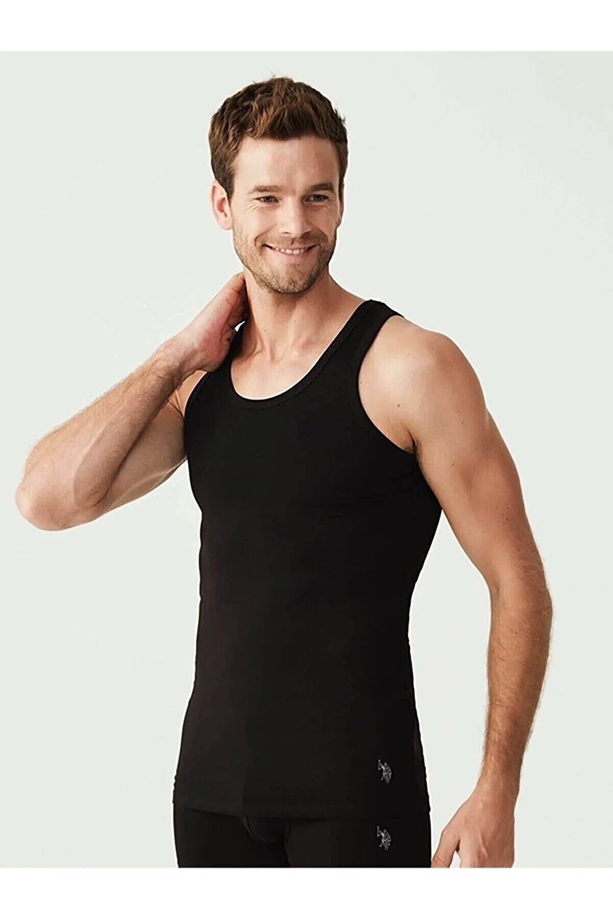 U.S. Polo Assn. 80188، طقم فانيلات رجالية قطعتان (2 Pack)، مصنوع من قطن 100٪، باللون الأسود.