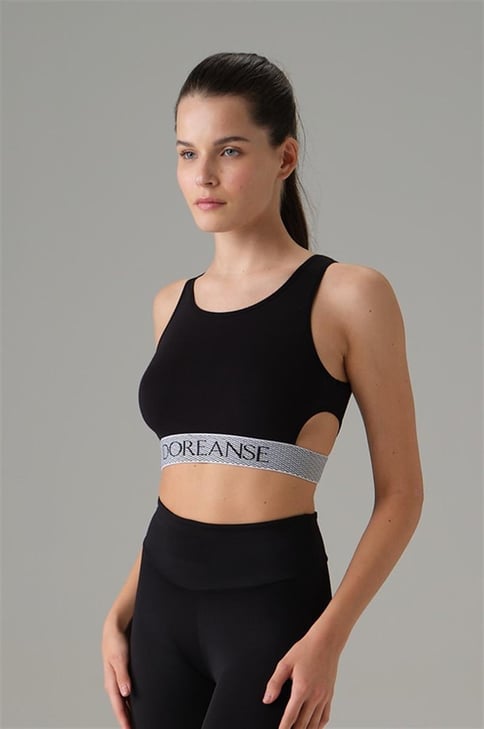 doreanse kadin pencere detayli sporcu 1b81a4